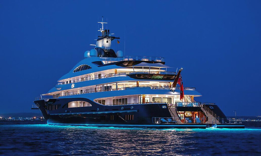 Superyacht Tis By Lurssen Yachts Billionaire Toys