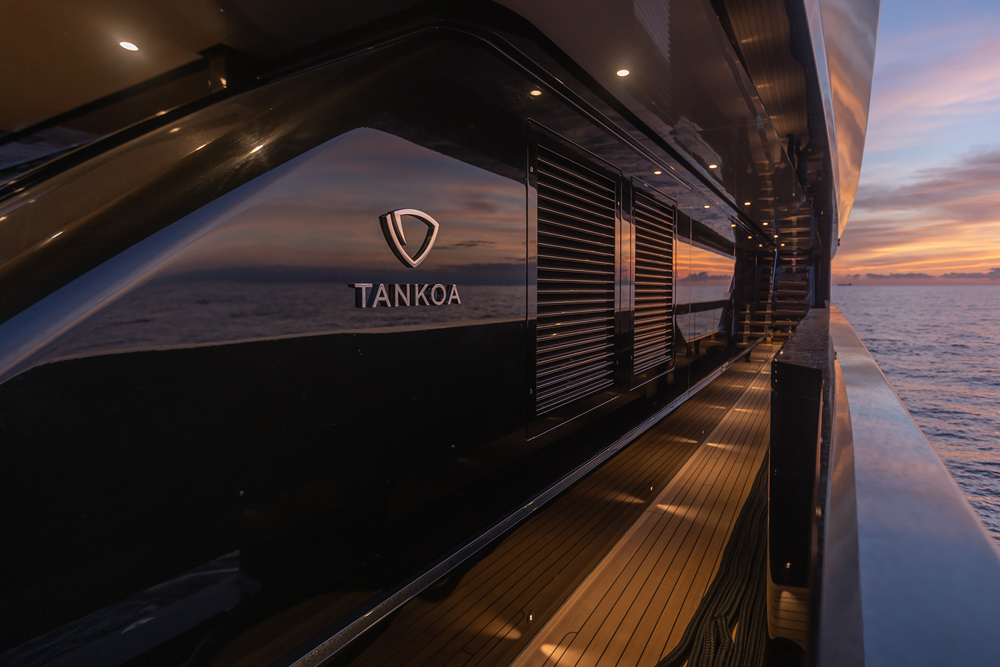 Tankoa Olokun Superyacht Logo